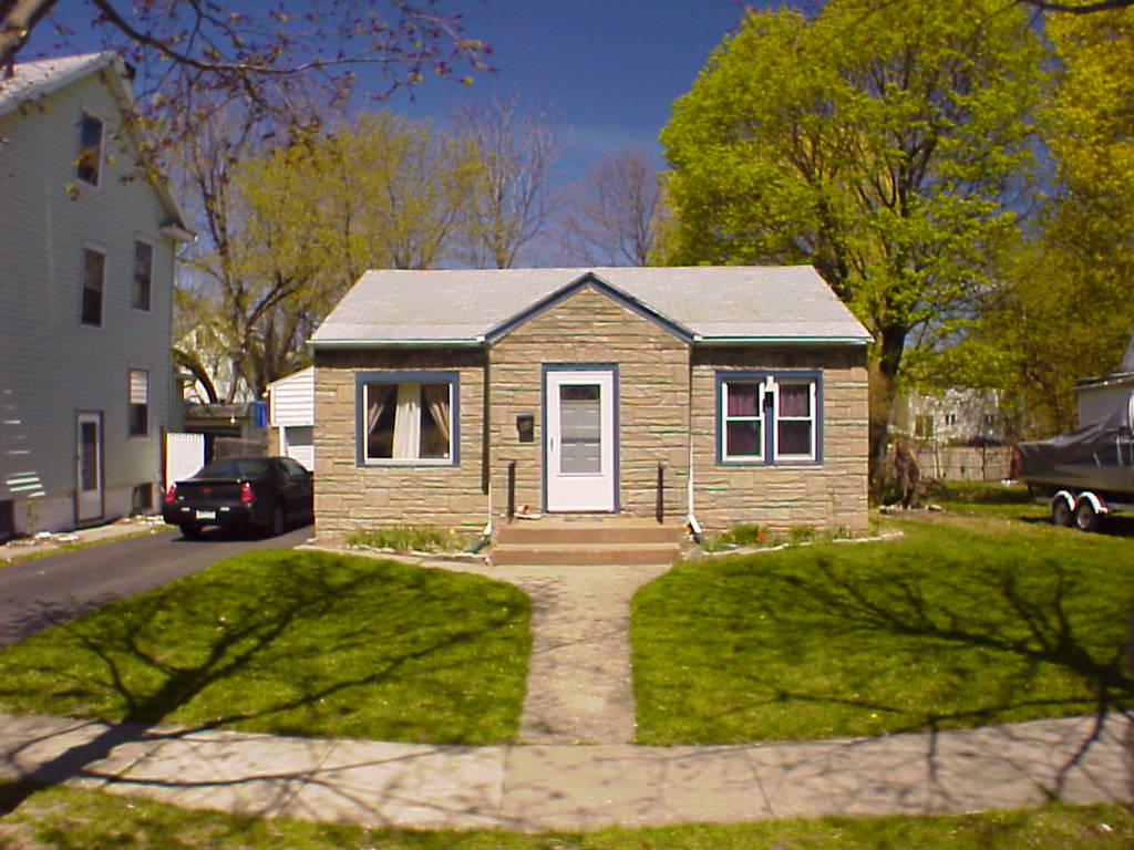 Property main image