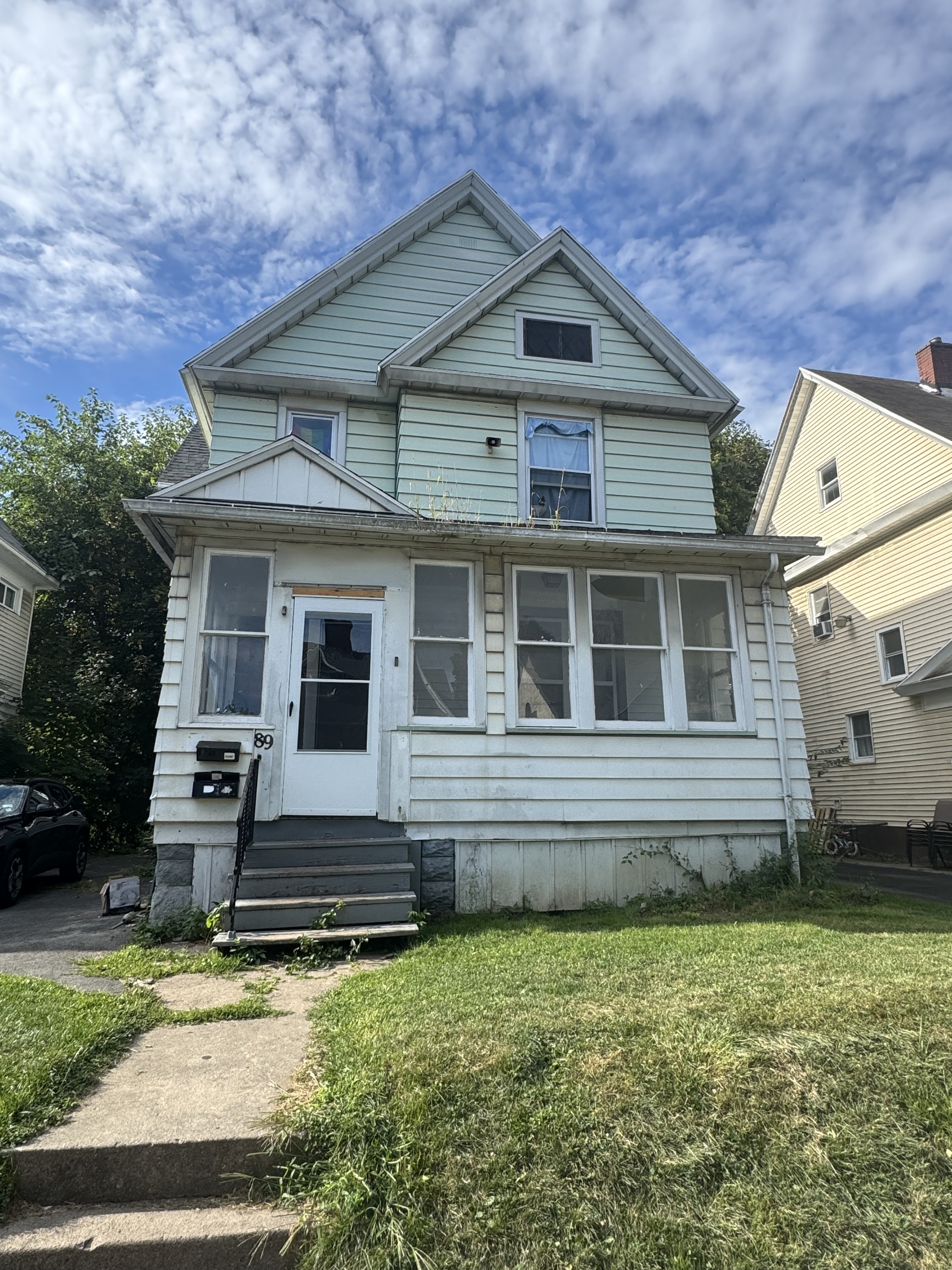 89 Locust Street - Down