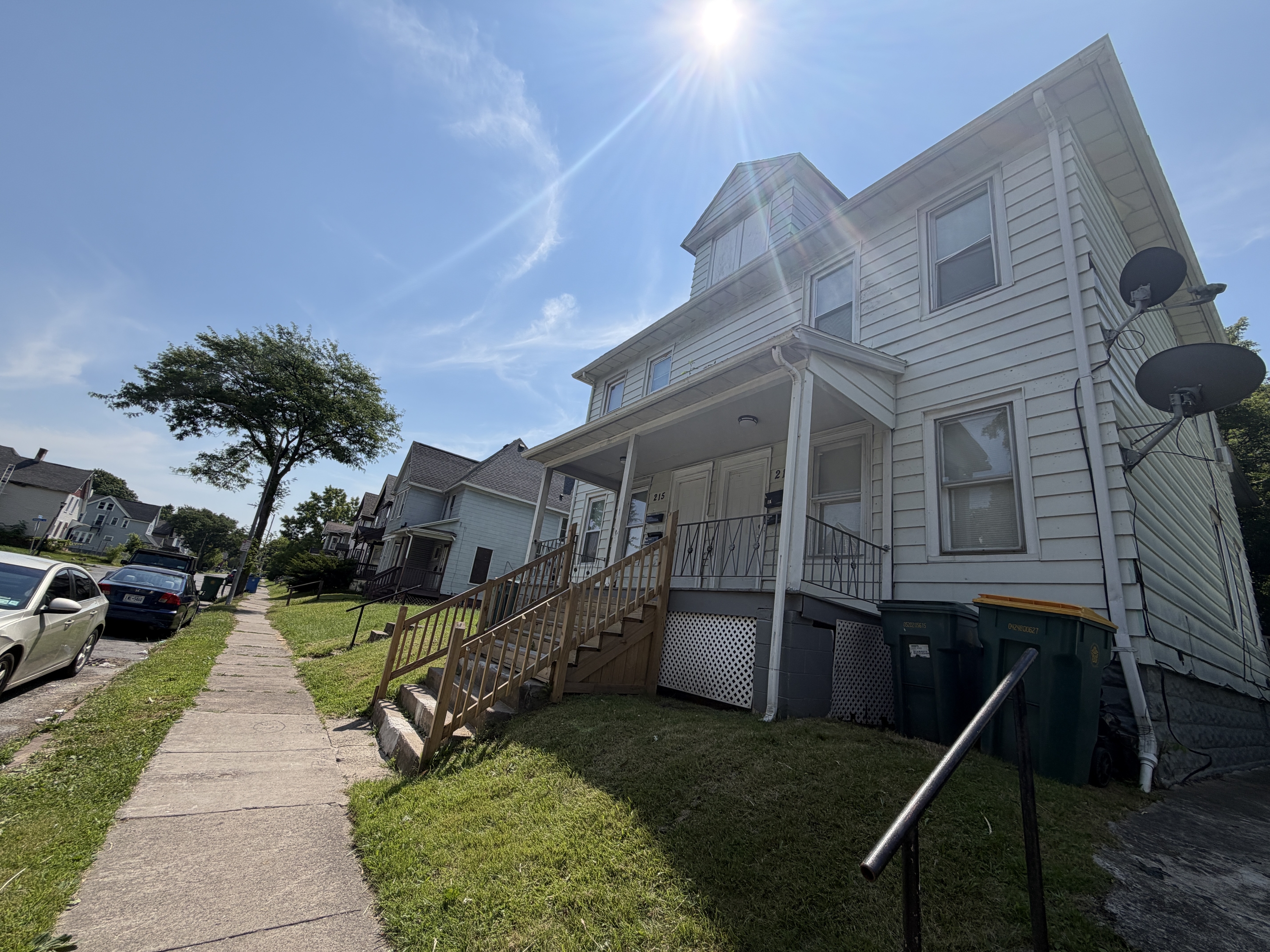 215-217 Emerson Street - 217 DN